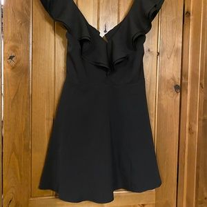 Lulu's Black Ruffle Cocktail Dress V-Neck Size Large
